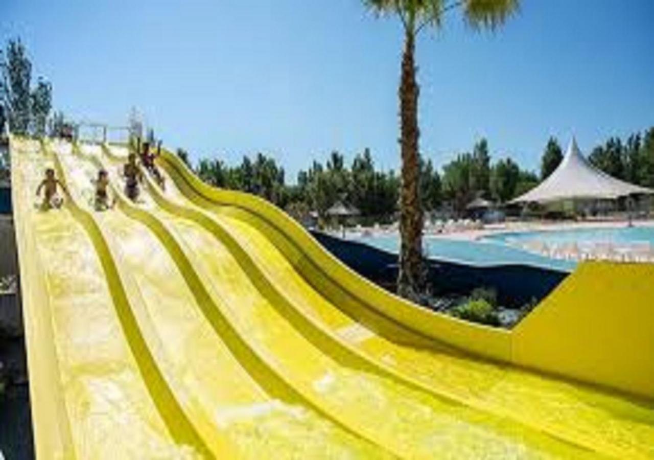 Camping La Carabasse Vias-Plage-T4 Climatise,Tout Confort, Emplacement Calme ! Exterior foto